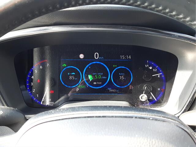 Toyota COROLLA 1.8 Hybrid Executive | CarPlay/Android Auto | Camera | Trekhaak | LM Velgen |