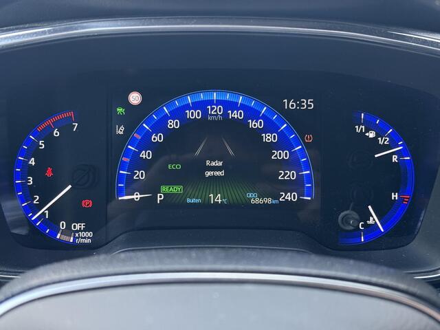 Toyota COROLLA Touring Sports 1.8 Hybrid Style **NAVIGATIE/ HEAD-UP DISPLAY/ STOELVERWARMING/ 36 MAANDEN GARANTIE**