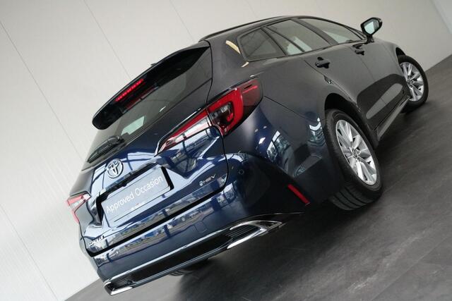 Toyota COROLLA Touring Sports Hybrid 140 Dynamic, Limeted, Appple Carplay / Android Auto, Parkeersensoren, Stoel - Stuur verwarming , NAVI!