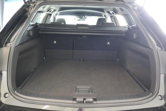 Toyota COROLLA Touring Sports Hybrid 140 Dynamic, Limeted, Appple Carplay / Android Auto, Parkeersensoren, Stoel - Stuur verwarming , NAVI!