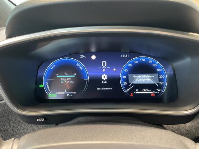 Toyota COROLLA Cross Hybrid 200 Style | Demo | 197 pk | Apple Carplay