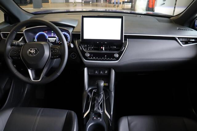 Toyota COROLLA Cross 2.0 High Power Hybrid First Edition, Trekhaak, , Parkeersensoren, Half Leder