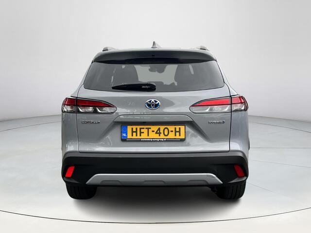 Toyota COROLLA Cross Hybrid 200 Dynamic | Stoel- + stuurverwarming | Navigatie | 18 inch LM-velgen | Parkeercamera achter |