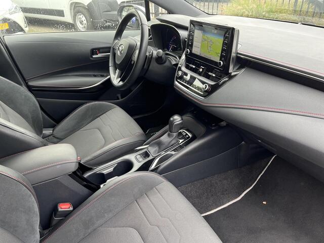 Toyota COROLLA Touring Sports 2.0 Hybrid Executive | Stoelverwarming | Navigatiesysteem | CarPlay + Android Auto