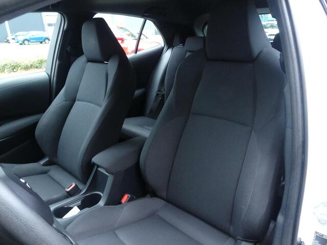 Toyota COROLLA 1.8 Hybrid Comfort 1ste Eigenaar, Vol. dealer o.h., Apple Carpl/Andr Auto, Cruise Control, Climate Control