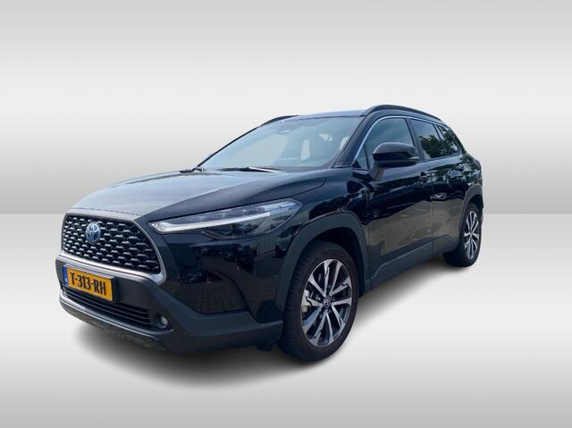 Toyota COROLLA Cross 2.0 High Power Hybrid First Edition / Trekhaak / Camera / Half leder / Keyless / 18'' / Sfeerverlichting / Stoelverwarming / Dodehoek / DAB / ACC