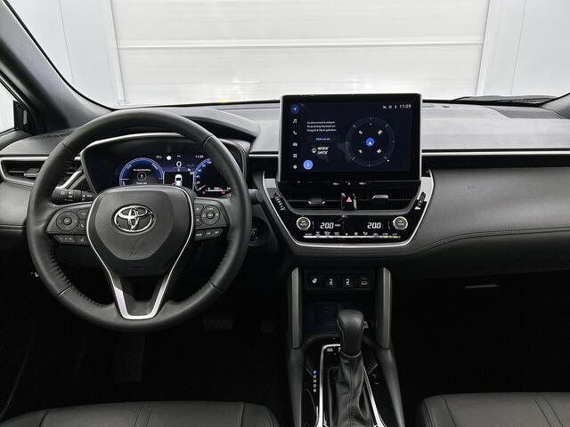 Toyota COROLLA Cross Hybrid 140 Style | Winter pakket | Parkeersensor voor en achter |
