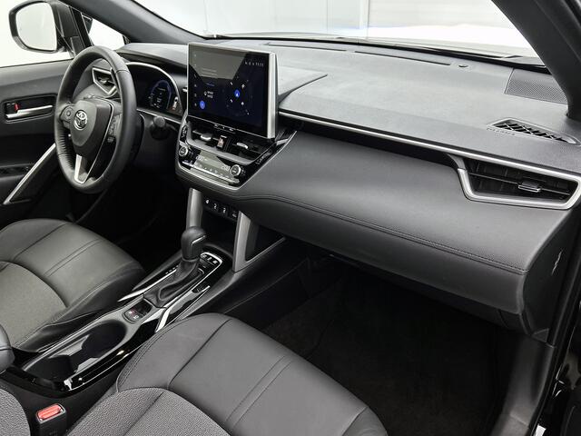 Toyota COROLLA Cross Hybrid 140 Style | Winter pakket | Parkeersensor voor en achter |