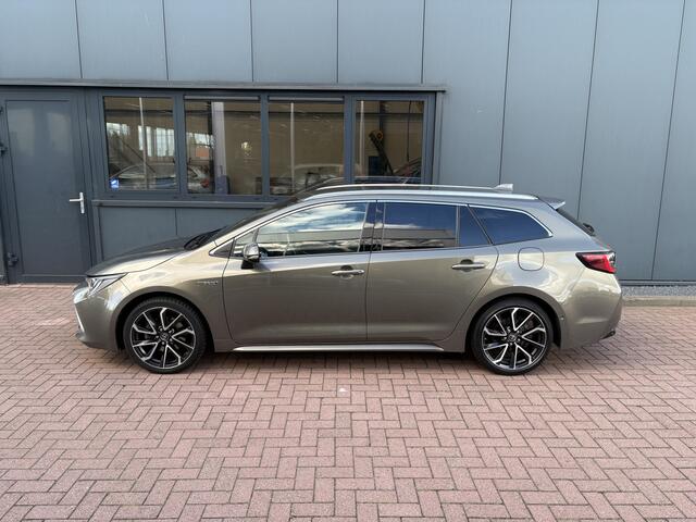 Toyota COROLLA Touring Sports 2.0 Hybrid Premium CAMERA/KEYLESS/DODEHOEK/18INCH/LEDER/STOELVERWARMING