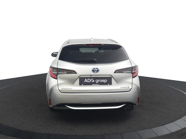 Toyota COROLLA Touring Sports 2.0 Hybrid Dynamic | Parkeersensoren Rondom | Led Verlichting | Stoelverwarming | Privacy Glas |