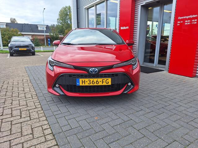 Toyota COROLLA Touring Sports 2.0 Hybrid Style met trekhaak