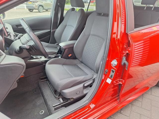 Toyota COROLLA Touring Sports 2.0 Hybrid Style met trekhaak