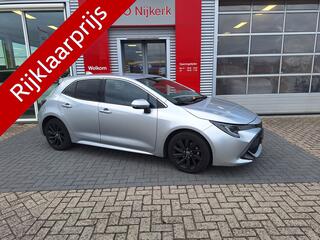 toyota-corolla-1.8-hybrid-dynamic-l