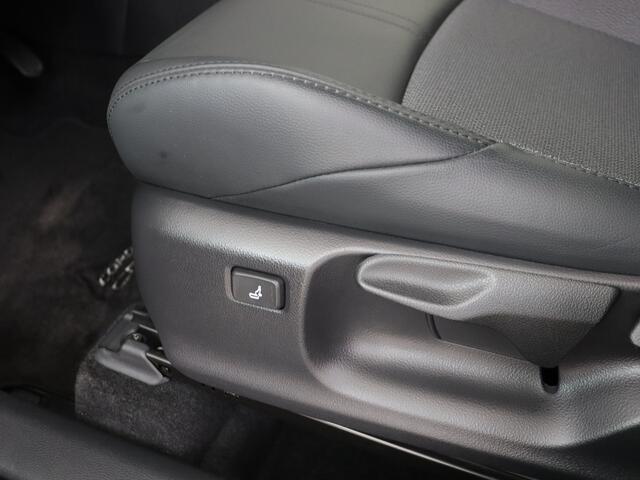 Toyota COROLLA Cross Hybrid 140 Style | Achteruitrijcamera | Stoelverwarming | Dealeronderhouden |