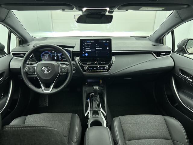 Toyota COROLLA Touring Sports Hybrid 140 Dynamic | 1e Eigenaar | BTW'er | LED | PDC | Stoelverwarming | Facelift Model | Bryan