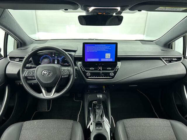 Toyota COROLLA Touring Sports Hybrid 140 Dynamic | 1e Eigenaar | BTW'er | Apple Carplay / Android Auto | Camera | Facelift Model |