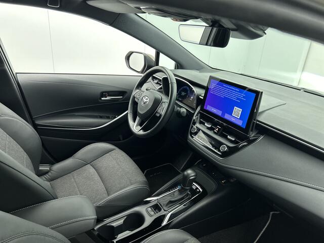 Toyota COROLLA Touring Sports Hybrid 140 Dynamic | 1e Eigenaar | BTW'er | Apple Carplay / Android Auto | Camera | Facelift Model |