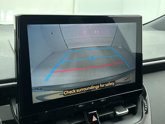 Toyota COROLLA Touring Sports Hybrid 140 Dynamic | 1e Eigenaar | BTW'er | Apple Carplay / Android Auto | Camera | Facelift Model |