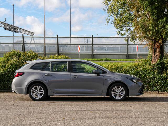 Toyota COROLLA Touring Sports 1.8 Hybrid Active Automaat | CAMERA | APPLE CARPLAY | CRUISE CONTROL |