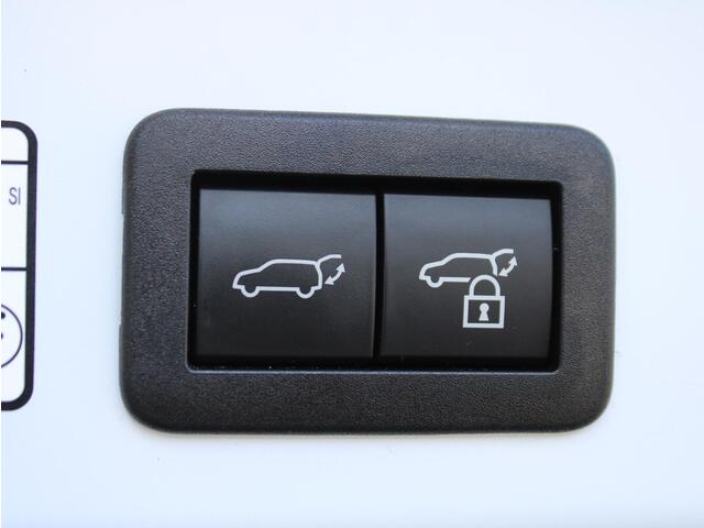 Toyota COROLLA Cross Hybrid 140 Style Elektrisch Bedienbare Achterklep, Cruise en Climate Control