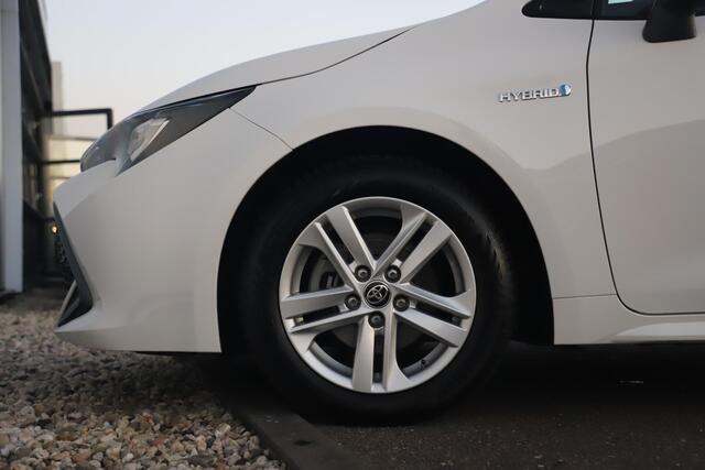 Toyota COROLLA Touring Sports 1.8 Hybrid Business Automaat Navigatie achteruitrijcamera Carplay Android Clima Adaptive Cruise