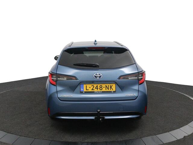 Toyota COROLLA Touring Sports 1.8 Hybrid Dynamic | Trekhaak | Stoelverwarming | Draadloos telefoonlader | Keyless Entry |