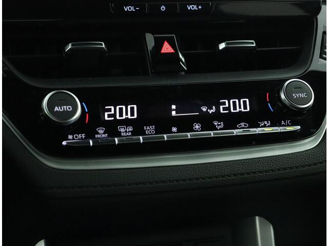 Toyota COROLLA Cross Hybrid 140 Style | Navigatie | LED verlichting | Elektrische achterklep |