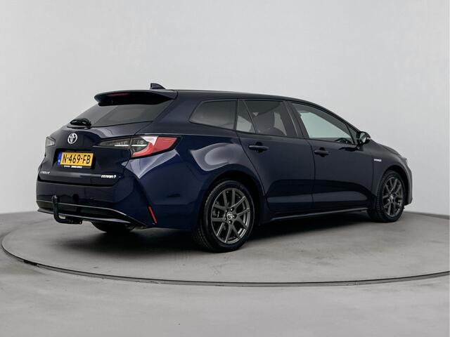 Toyota COROLLA Touring Sports 1.8 Hybrid Comfort Trekhaak | Metaallak | Lichtmetalen Velgen | NL-Auto |
