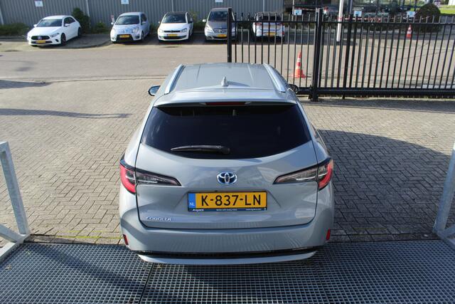 Toyota COROLLA Touring Sports 1.8 Hybrid Business Plus