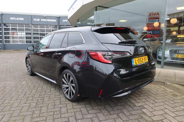 Toyota COROLLA Touring Sports 1.8 Hybrid Business Plus I NL-auto 52dkm!