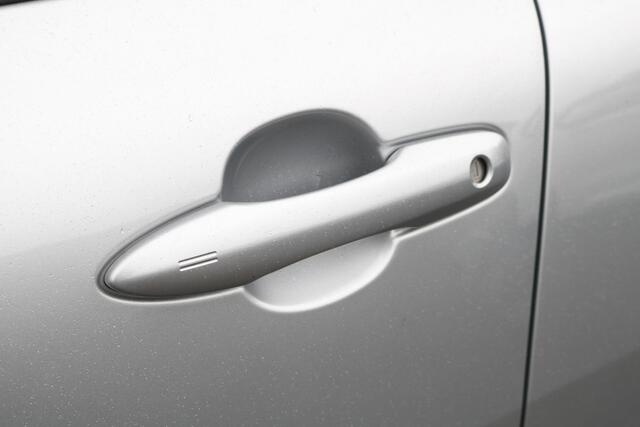 Toyota COROLLA Cross Hybrid 140 Style + Premium Pack I