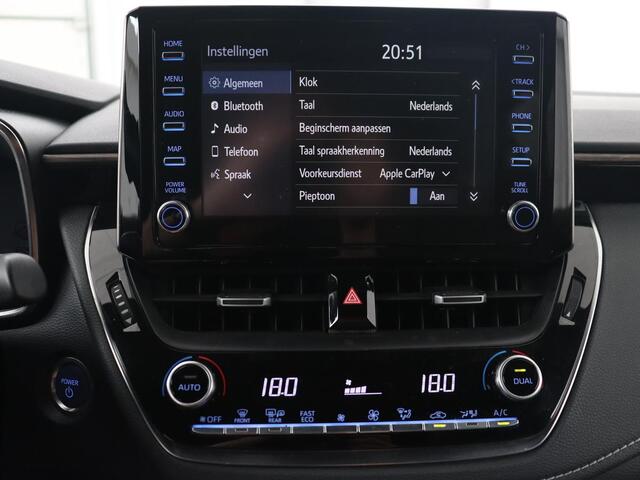 Toyota COROLLA 1.8 Hybrid Trek | Stoelverwarming | Adaptive cruise | Trekhaak | Carplay | Camera | Keyless | Full LED | Navigatie | Climate control