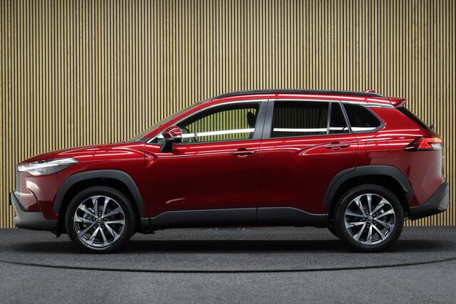 Toyota COROLLA Cross Hybrid 200 Style | ¤ 6.000,- Demo voordeel! | Adaptive-cruise | Dodehoekdetectie | Parkeersensoren | Winterpakket | Elek. Bedienbare Achterklep