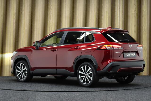 Toyota COROLLA Cross Hybrid 200 Style | ¤ 6.000,- Demo voordeel! | Adaptive-cruise | Dodehoekdetectie | Parkeersensoren | Winterpakket | Elek. Bedienbare Achterklep