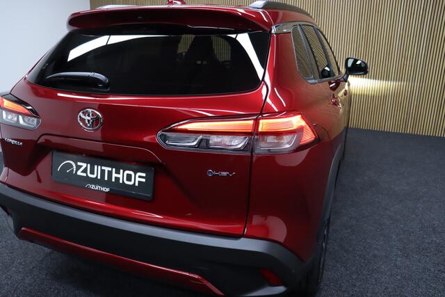 Toyota COROLLA Cross Hybrid 200 Style | ¤ 6.000,- Demo voordeel! | Adaptive-cruise | Dodehoekdetectie | Parkeersensoren | Winterpakket | Elek. Bedienbare Achterklep