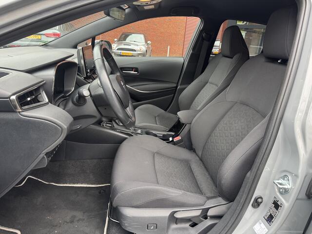 Toyota COROLLA 1.8 Hybrid Dynamic // APPLE CARPLAY / ANDROID AUTO // PDC // CAMERA // ADAPTIVE CRUISE // CLIMA //