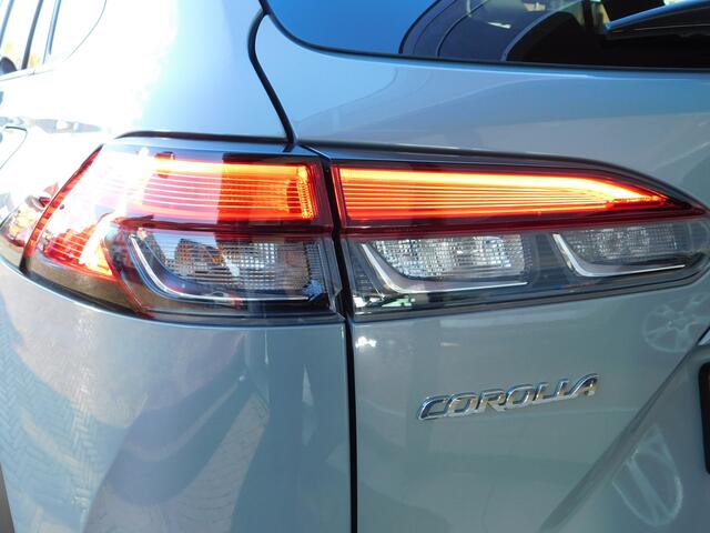 Toyota COROLLA Cross Hybrid 140 Style