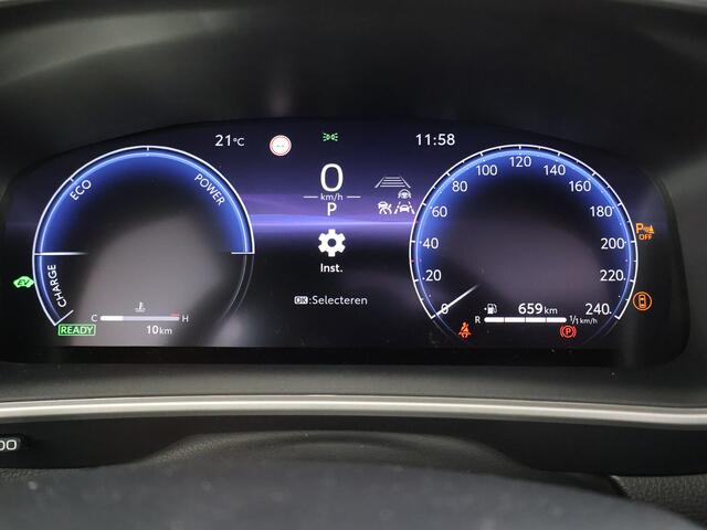 Toyota COROLLA Cross Hybrid 180 Executive Adventure Max Edition | Bike Pack! | Treeplanken | Panoramadak