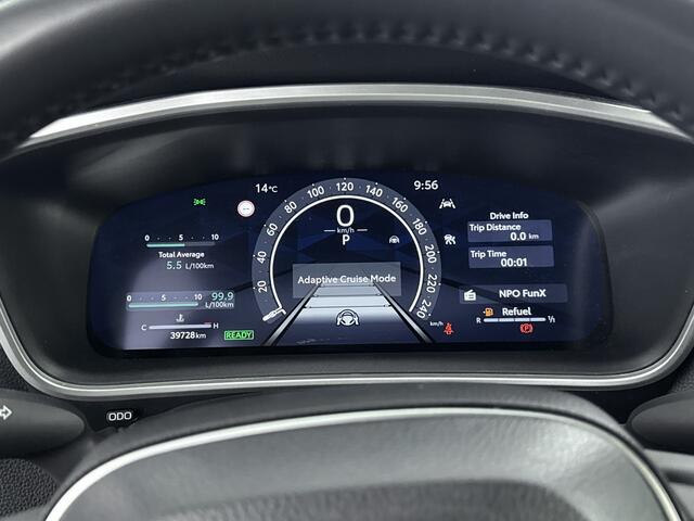 Toyota COROLLA Cross Hybrid 140 Style Limited | Apple Carplay -/ Android Auto | Parkeercamera | Stoelverwarming |