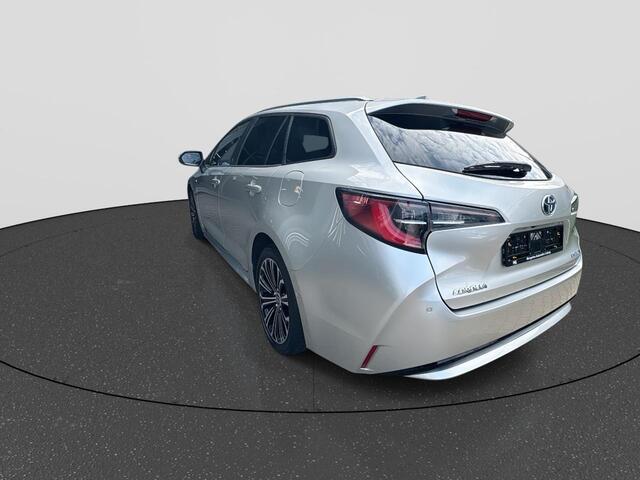 Toyota COROLLA Touring Sports 1.8 Hybrid Dynamic Edition | Rijklaarprijs | Blind spot | Sensoren | Trekhaak