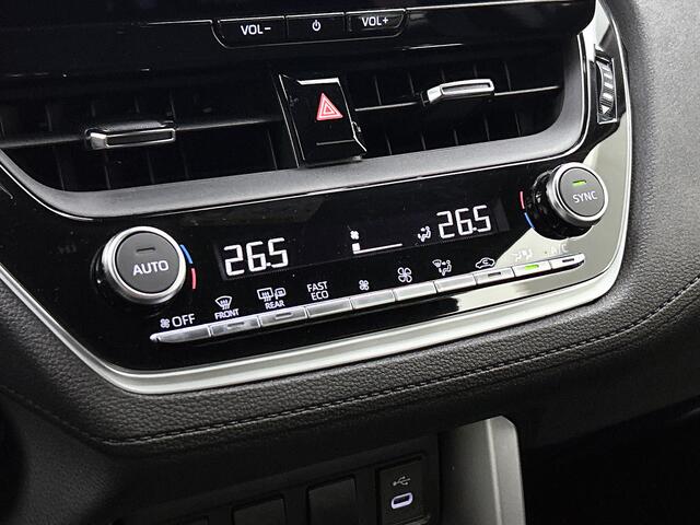 Toyota COROLLA Cross Hybrid 140 Style | Navigatie | PDC V+A | BLS | Staat beneden in het halletje