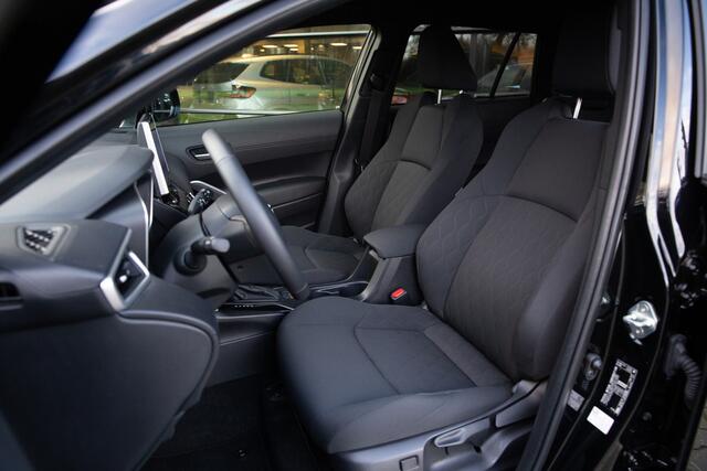 Toyota COROLLA Cross Hybrid 140 Style , Adap. cruise, Keyless entry,