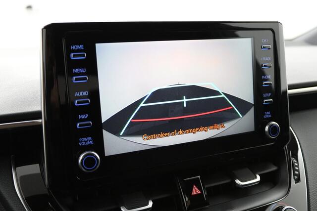 Toyota COROLLA 2.0 Hybrid Bi-tone | Cruise control | Apple carplay android auto | Keyless |