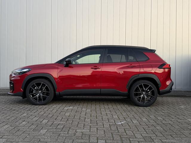 Toyota COROLLA Cross Hybrid 180 GR Sport Nieuw Snel Leveren Pano Stoel Stuur Verwarming