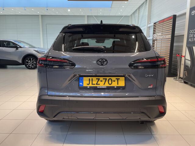Toyota COROLLA Cross Hybrid 180 GR Sport | Apple Carplay | Toyota Safety Sense | Dikke uitvoering | Achteruitrijcamera |