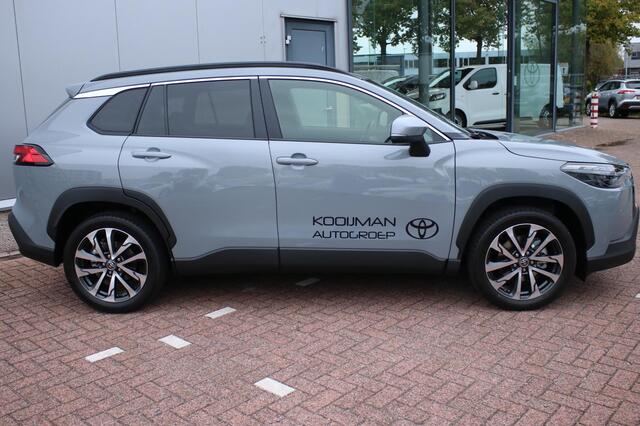 Toyota COROLLA Cross Hybrid 200 Style |LED|Stoelverwarming|Draadloos telefoon opladen|BTW|NL auto