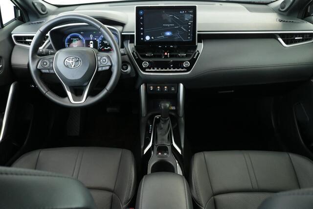 Toyota COROLLA Cross Hybrid 200 Launch Edition, Trekhaak, Treeplanken