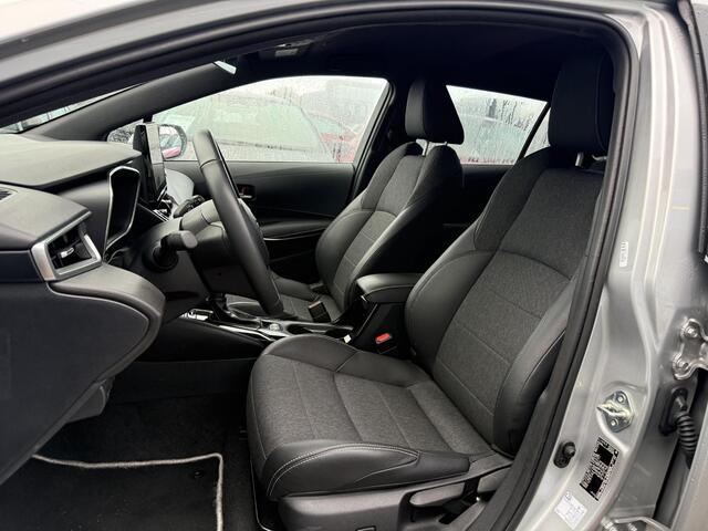 Toyota COROLLA Touring Sports Hybrid 140 Dynamic **STOELVERWARMING/ PARKEERSENSOREN/ KEYLESS/ ADAPTIEF CRUISE CONTROL/ GARANTIE**