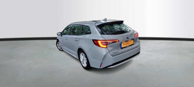 Toyota COROLLA Touring Sports 1.8 Hybrid 122pk Automaat Active / Navigatie / LED / Camera