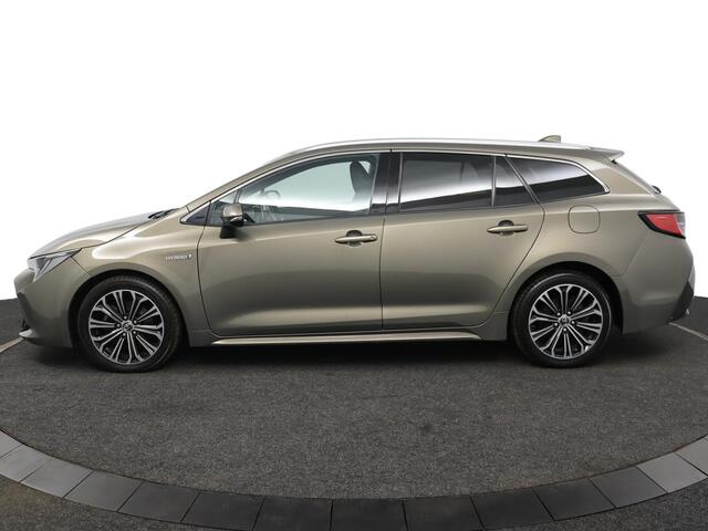 Toyota COROLLA Touring Sports 2.0 Hybrid First Edition | Adaptive Cruise Control | Navigatie | Apple Carplay | Android Auto | Stoelverwarming | Open dak |
